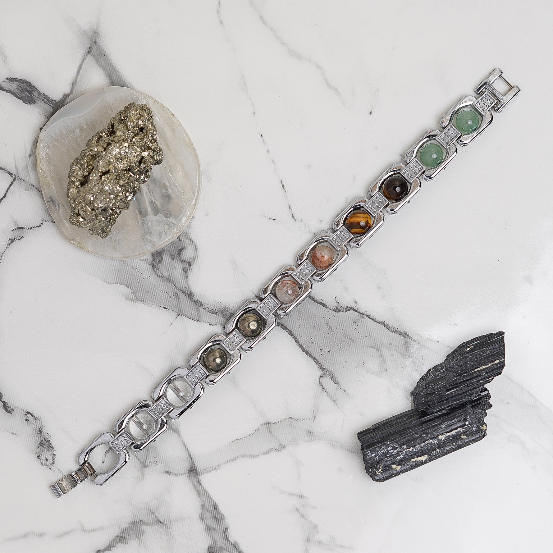 Metal Dhan Yog Bracelet - Silver, detail view — Horocosmo